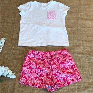 Two pairs of shorts/one t-shirt Vineyard Vines.